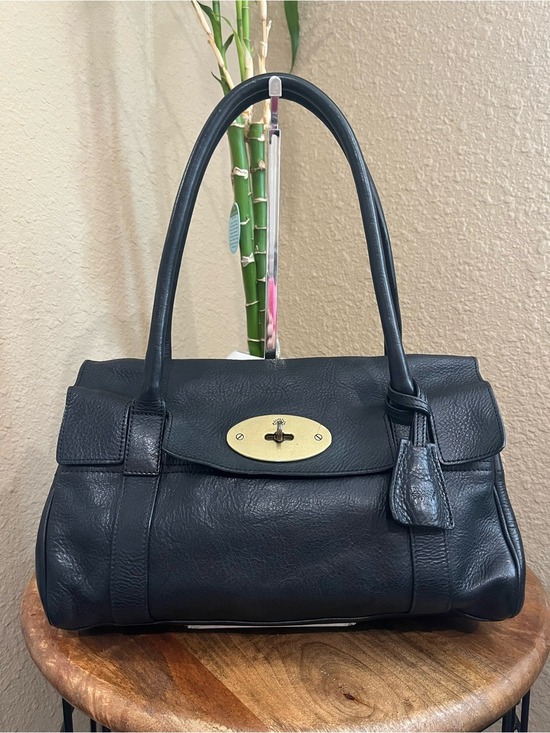 Mulberry Handbags - MULBERRY BLACK SOFT GRAINED LEATHER LEDBURY